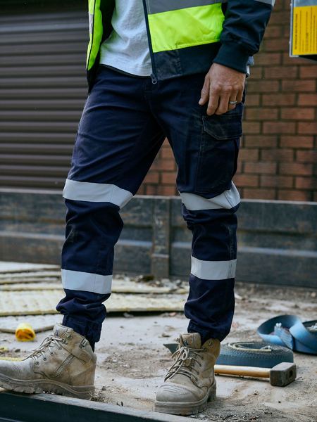 Bisley Taped Biomotion Stretch Cotton Drill Cargo Pants